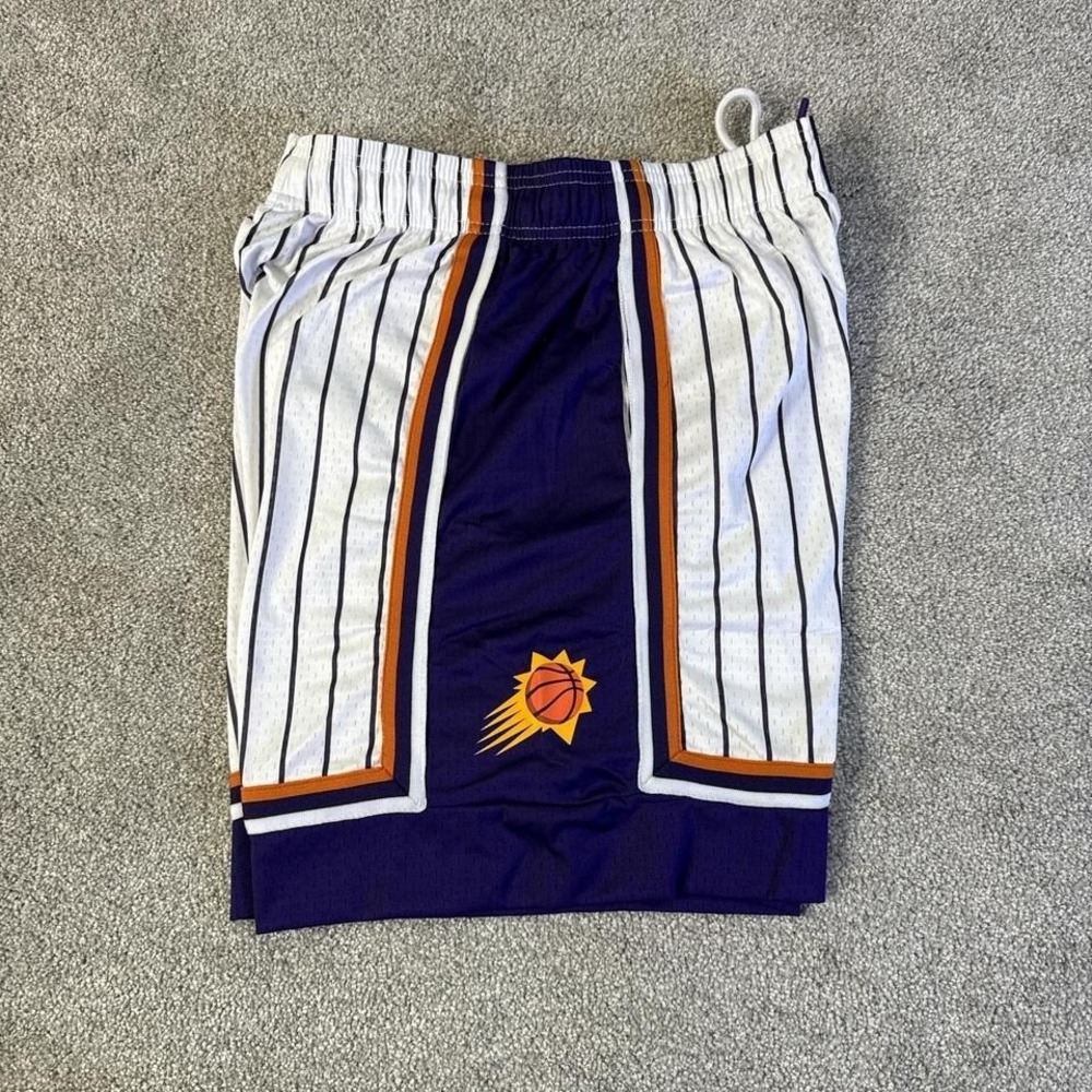 Phoenix Suns Pinstripe Shorts Men's Small Purple NBA NWT - Picture 7 of 8